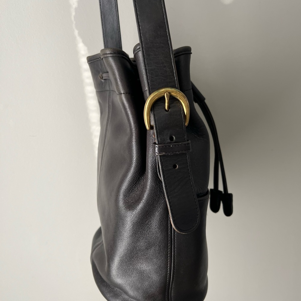Coach Vintage Thompson Bucket Bag - Picture 3 of 8